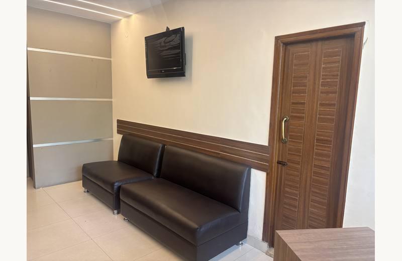 Air-conditioned patient seating area and consultation corridor